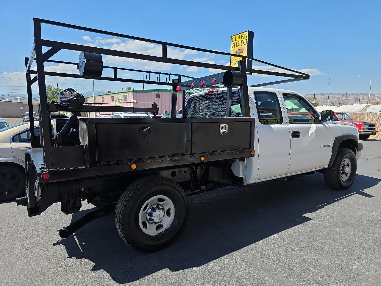 Chevrolet Silverado 2500HD Ext Cab 157.5" WB 4WD Work Truck 2004