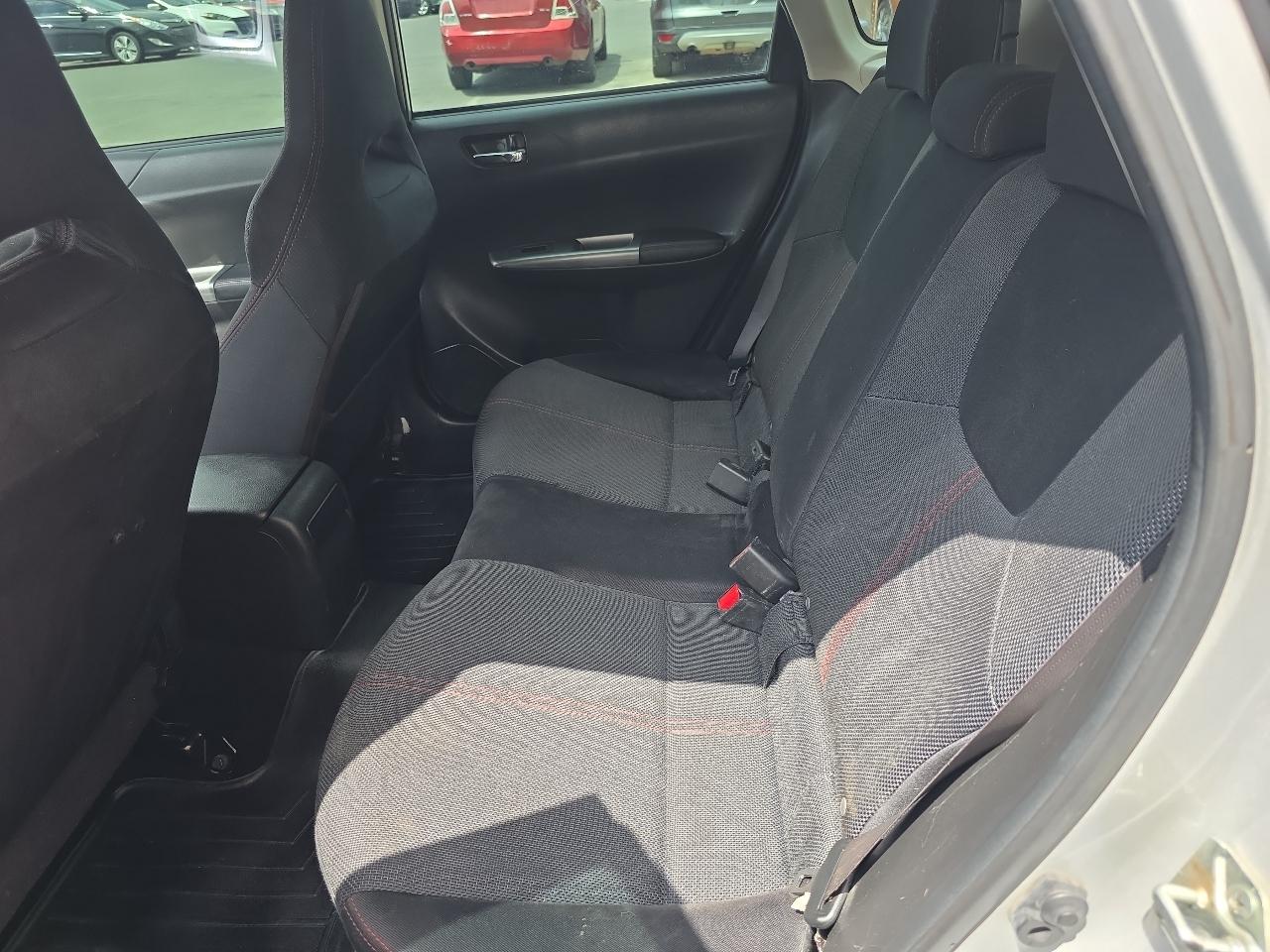 Subaru Impreza Wagon WRX 5dr Man WRX 2011