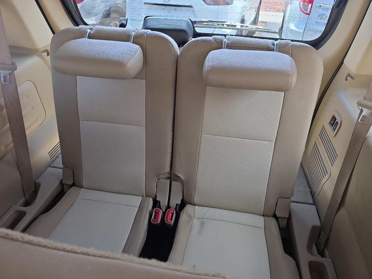 Ford Explorer 4dr 114" WB 4.6L Limited 4WD 2006
