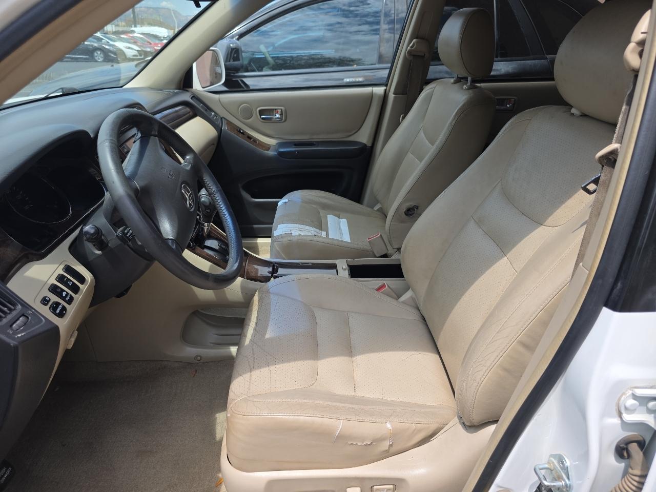 Toyota Highlander 4dr V6 4WD (Natl) 2003