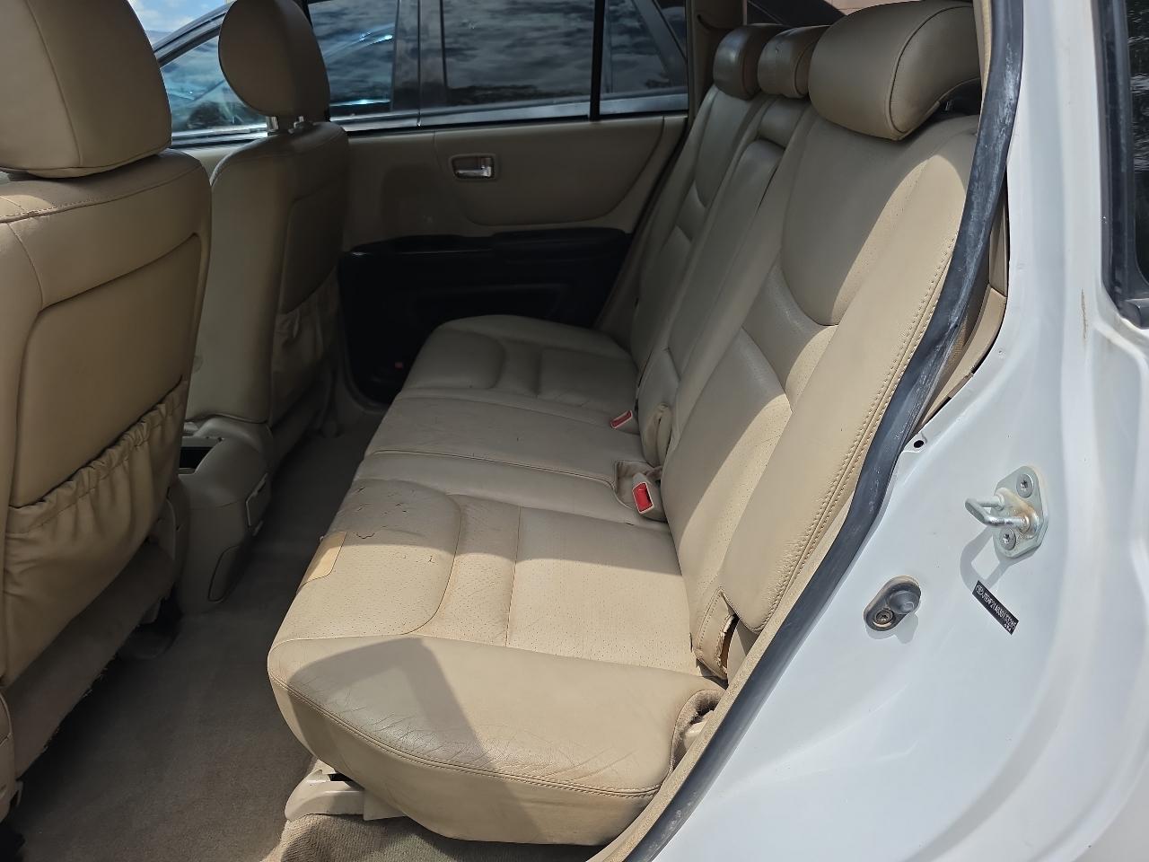 Toyota Highlander 4dr V6 4WD (Natl) 2003