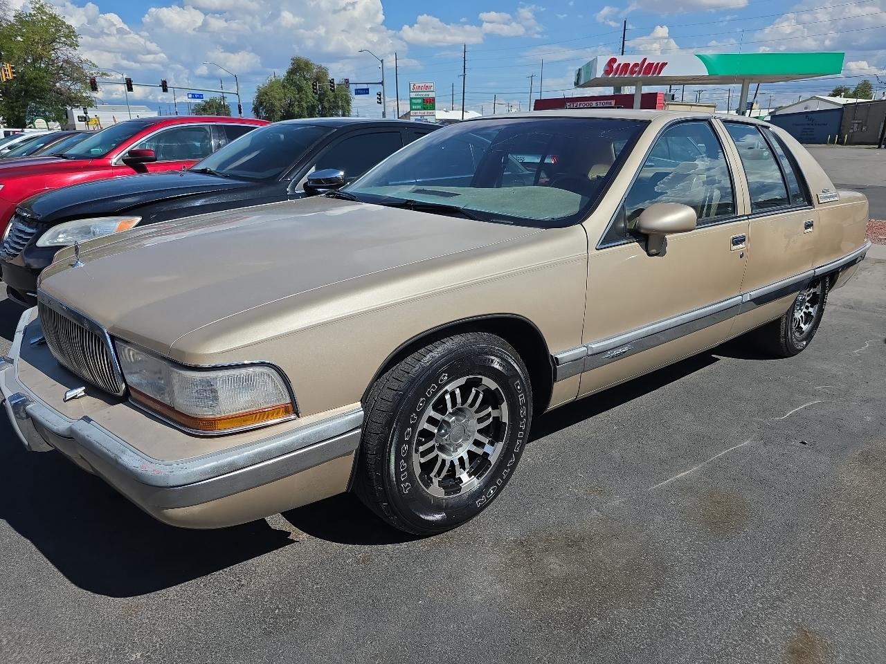 1994 Buick Roadmaster 4dr Sedan