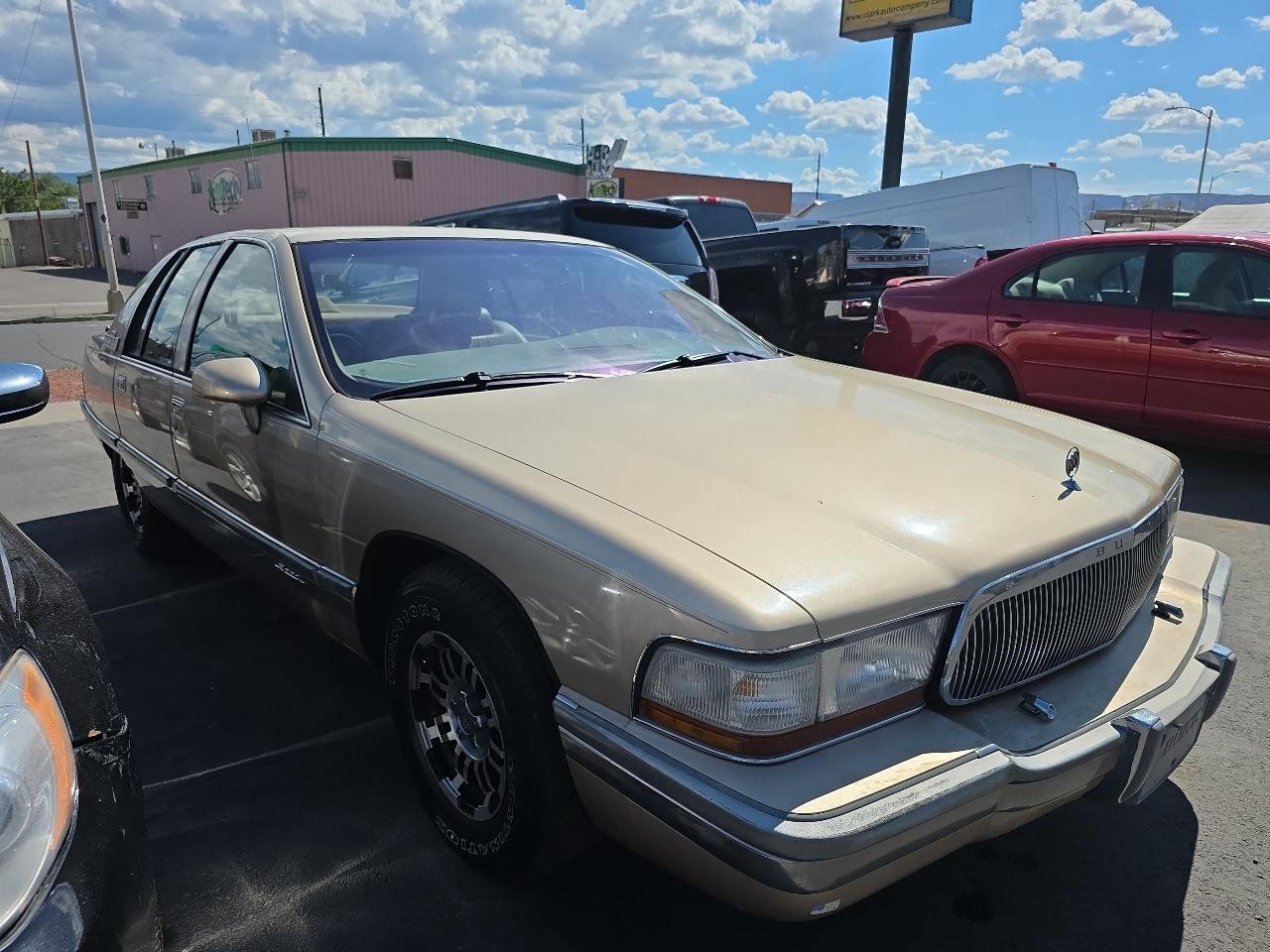 Buick Roadmaster 4dr Sedan 1994