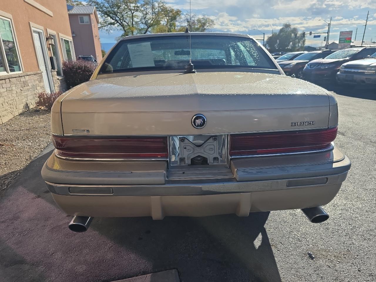 Buick Roadmaster 4dr Sedan 1994