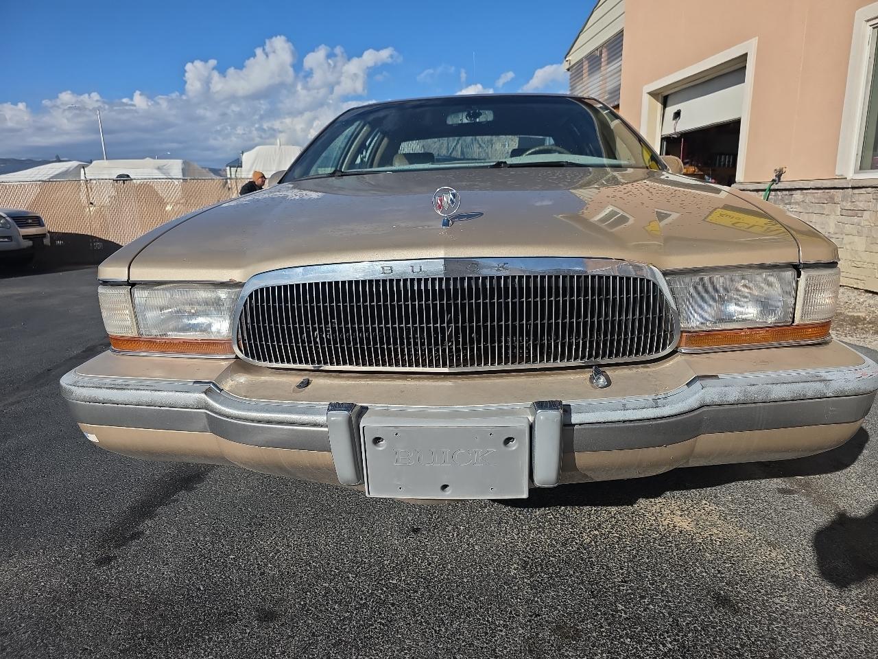 Buick Roadmaster 4dr Sedan 1994