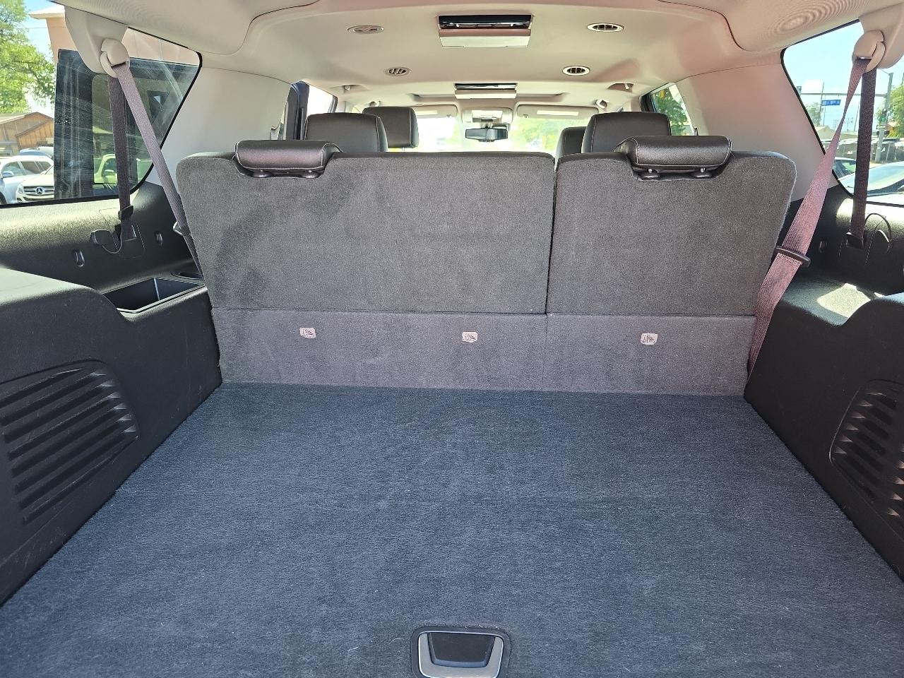 GMC Yukon XL 4WD 4dr SLT 2015
