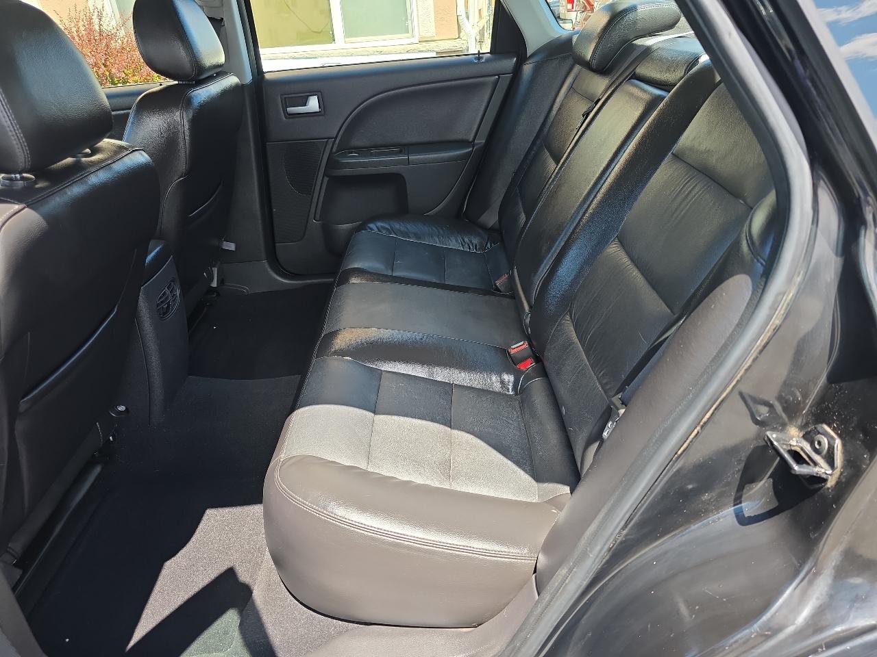 Ford Five Hundred 4dr Sdn Limited 2005