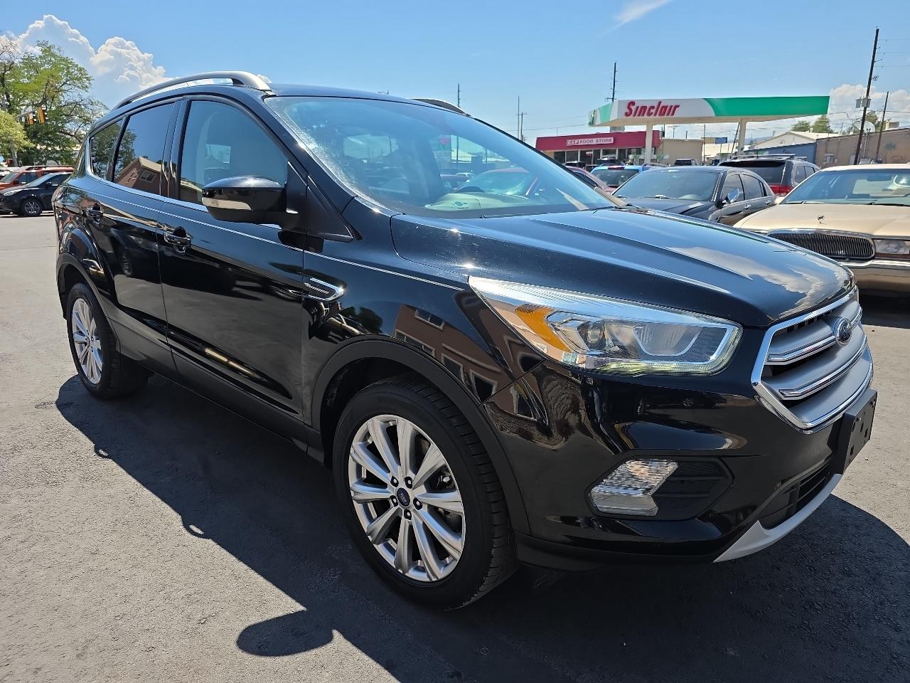 Ford Escape Titanium 4WD 2017