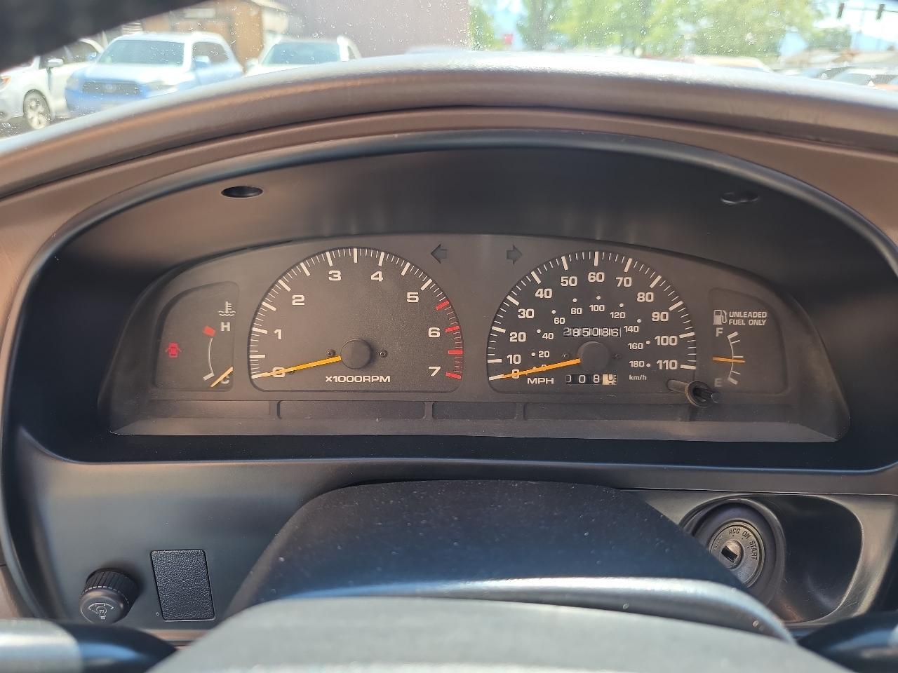 Toyota 4Runner 4dr Auto 4WD SR5 3.4L 1996