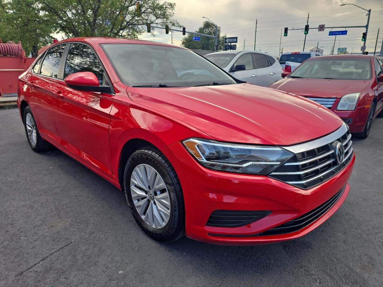 Volkswagen Jetta R-Line Auto w/SULEV 2019