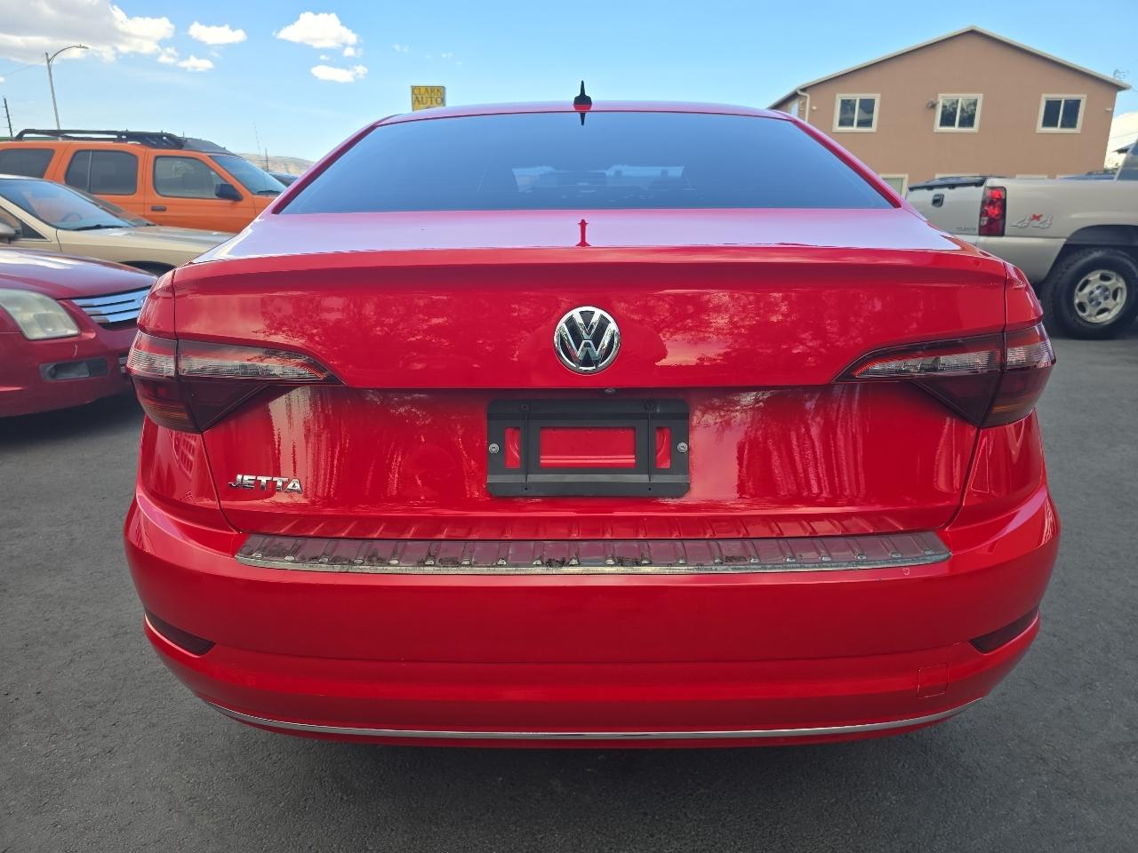 Volkswagen Jetta R-Line Auto w/SULEV 2019