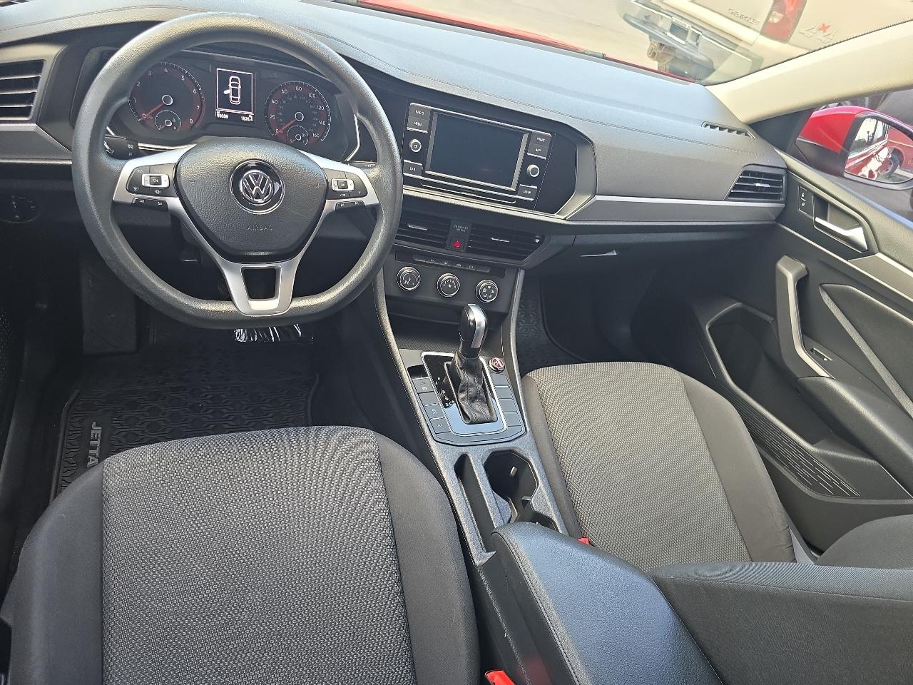 Volkswagen Jetta R-Line Auto w/SULEV 2019
