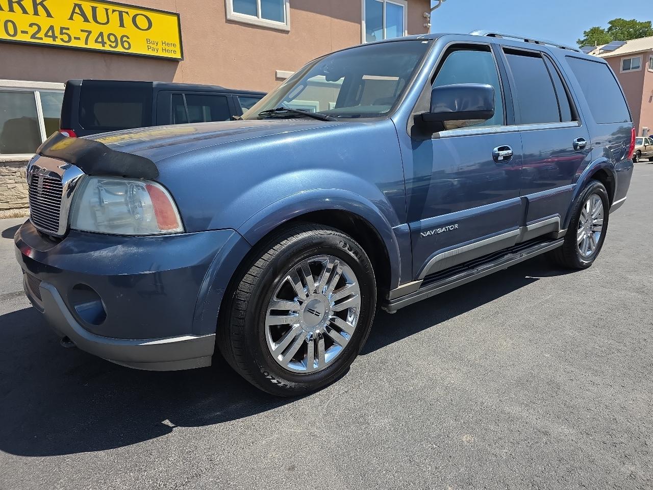 Lincoln Navigator 4dr 4WD Ultimate 2004