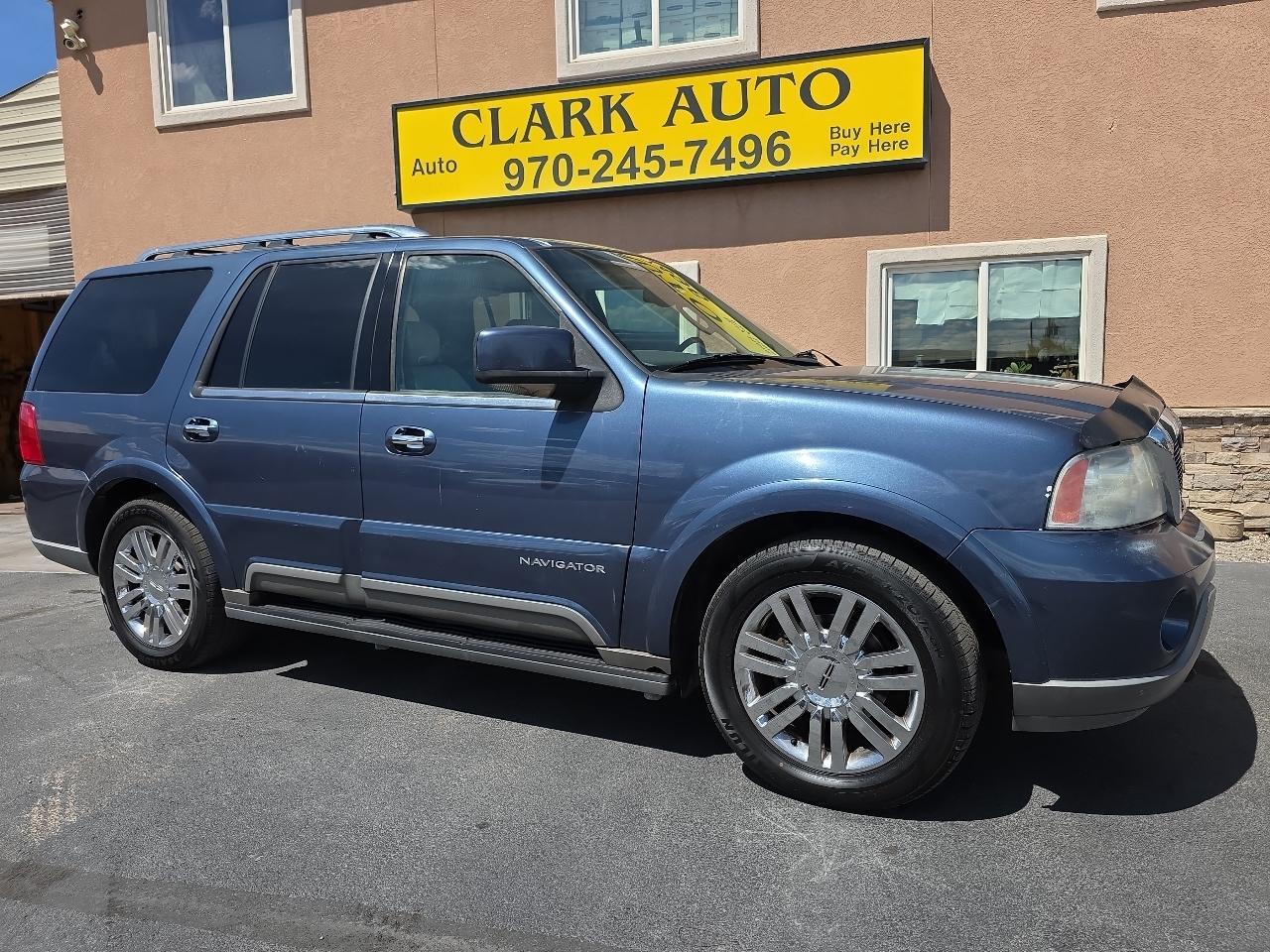 Lincoln Navigator 4dr 4WD Ultimate 2004