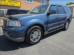 2004 Lincoln Navigator 
