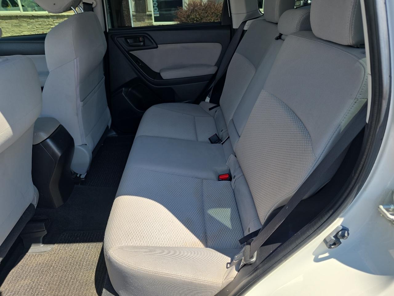 Subaru Forester 4dr Man 2.5i Premium PZEV 2014
