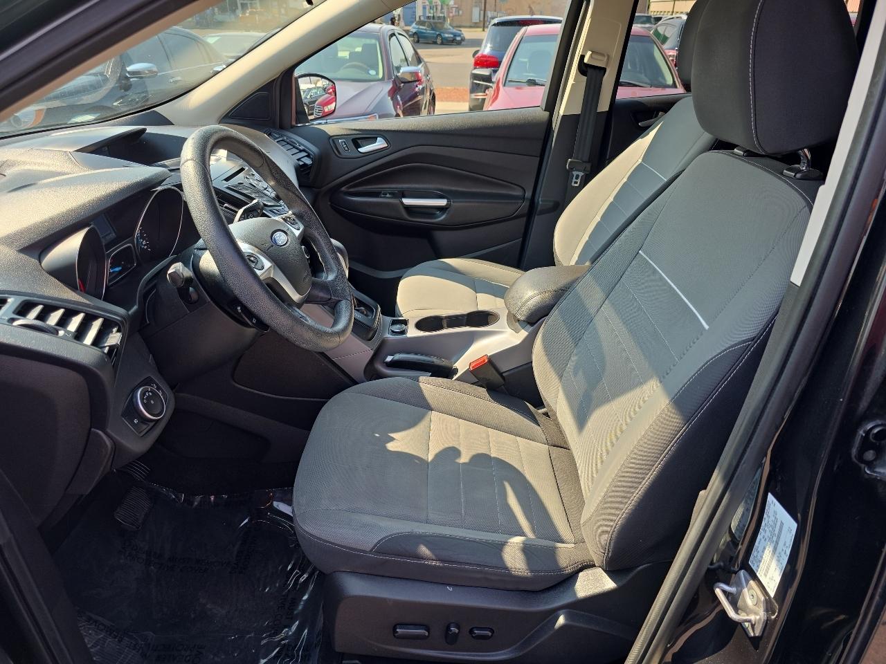 Ford Escape FWD 4dr SE 2015