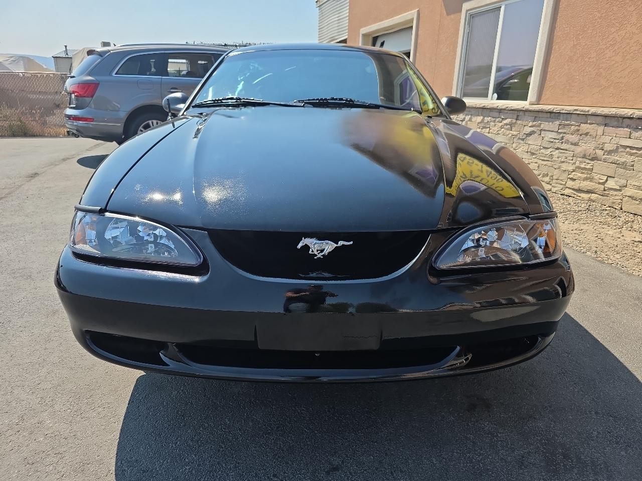Ford Mustang 2dr Cpe GT 1998