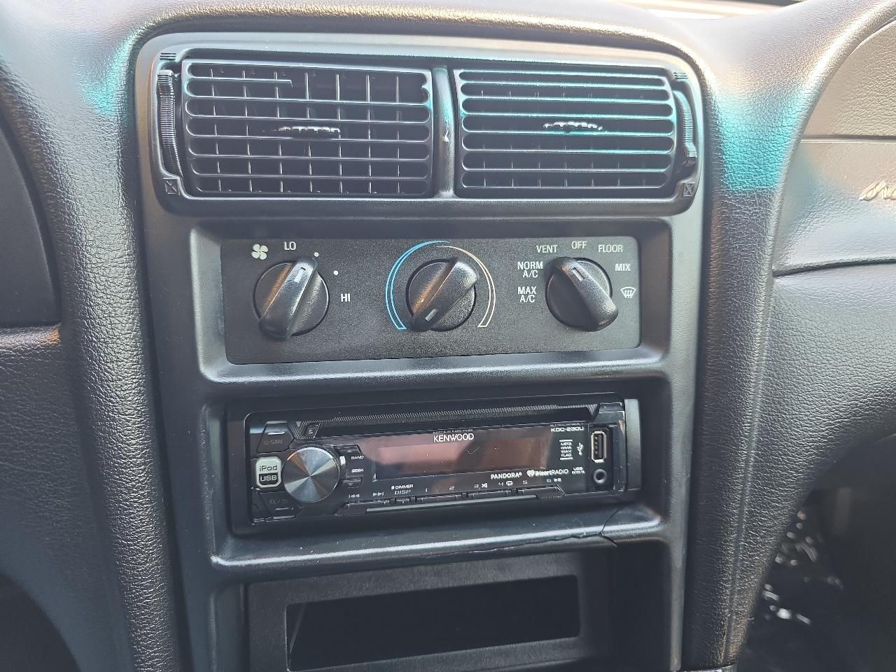 Ford Mustang 2dr Cpe GT 1998
