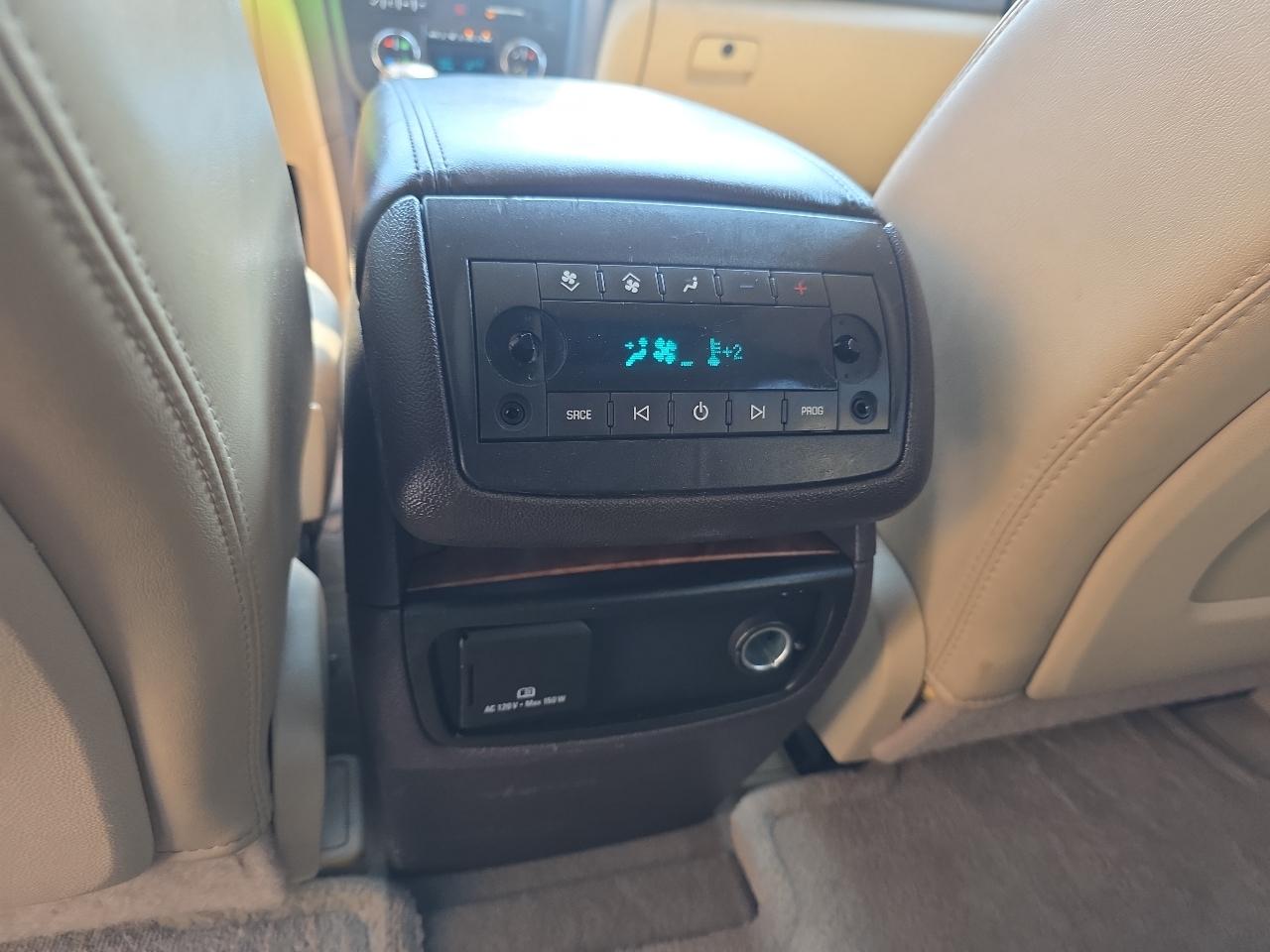 Buick Enclave AWD 4dr CXL-2 2011