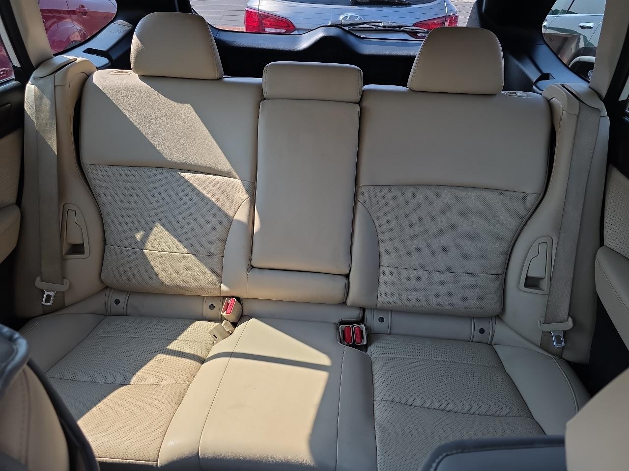Subaru Outback 4dr Wgn 3.6R Limited 2015
