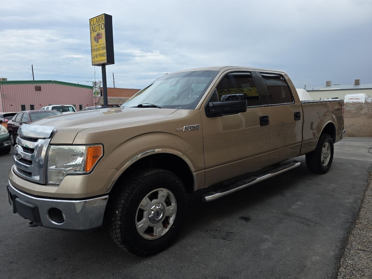 Ford F-150 4WD SuperCrew 145" XLT 2012