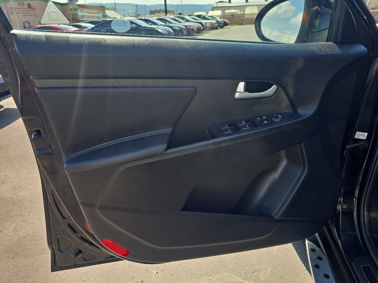 Kia Sportage 2WD 4dr SX 2012