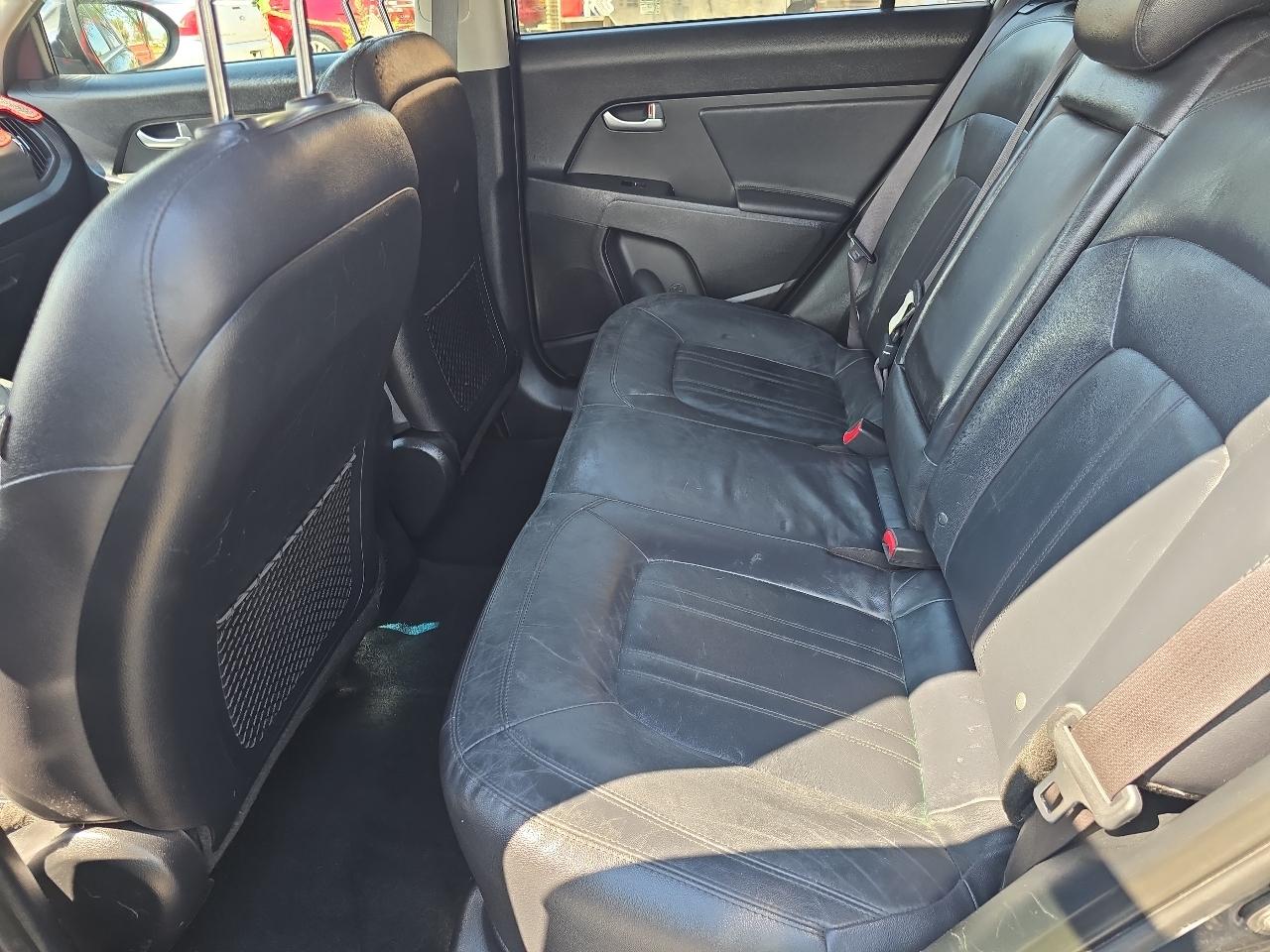Kia Sportage 2WD 4dr SX 2012