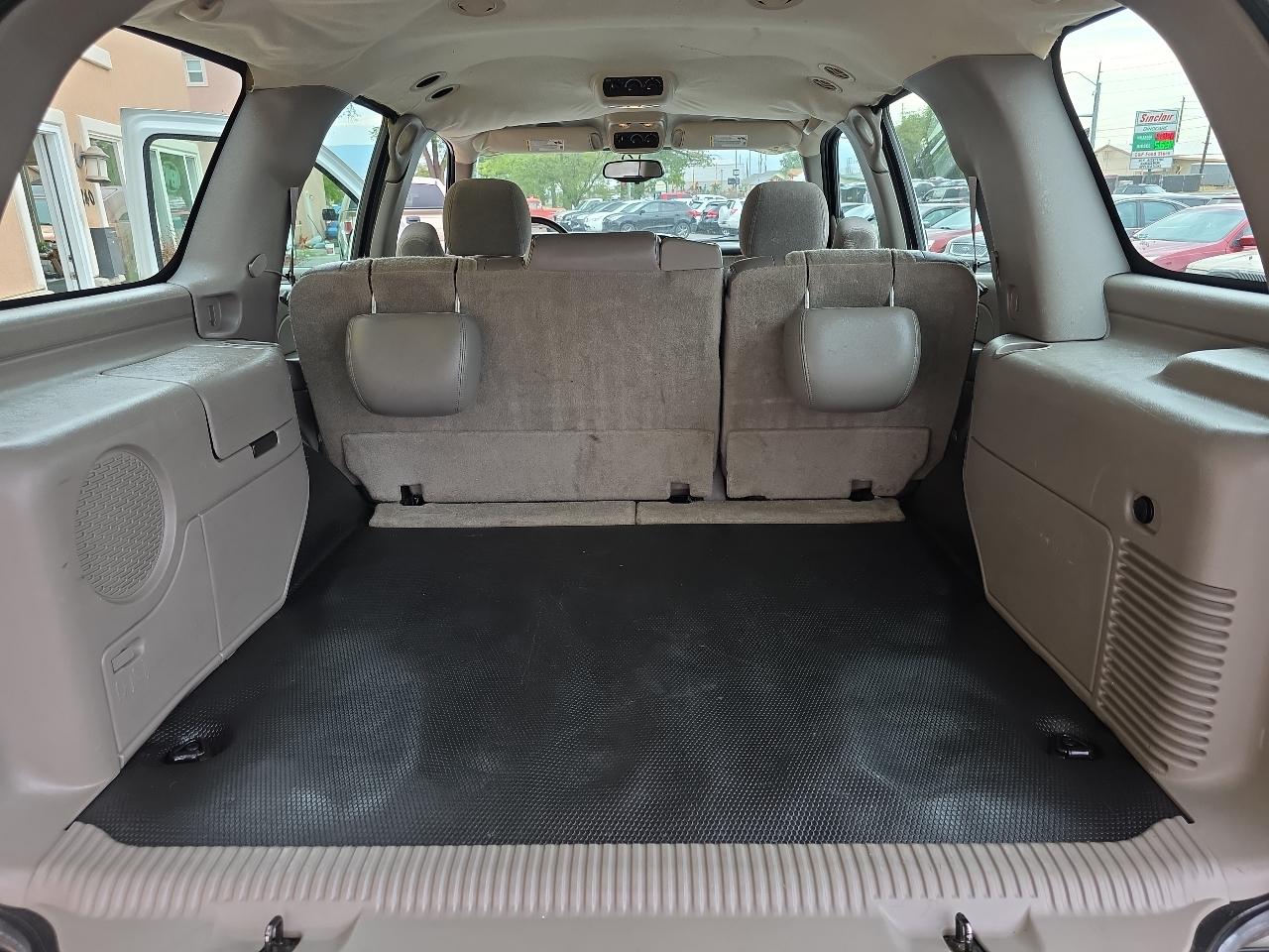 Chevrolet Tahoe Special Service Veh 4dr 4WD 2004