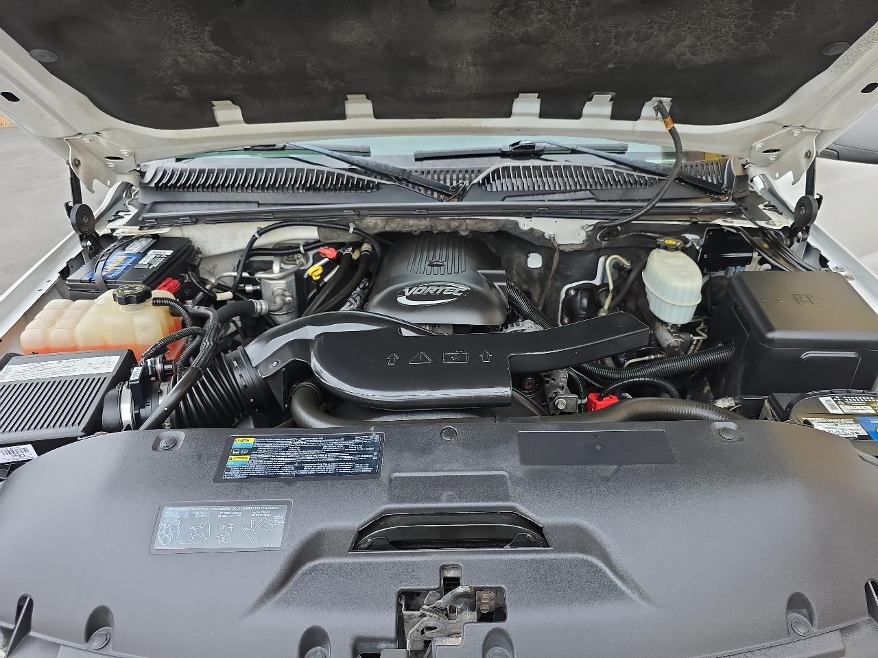 Chevrolet Tahoe Special Service Veh 4dr 4WD 2004