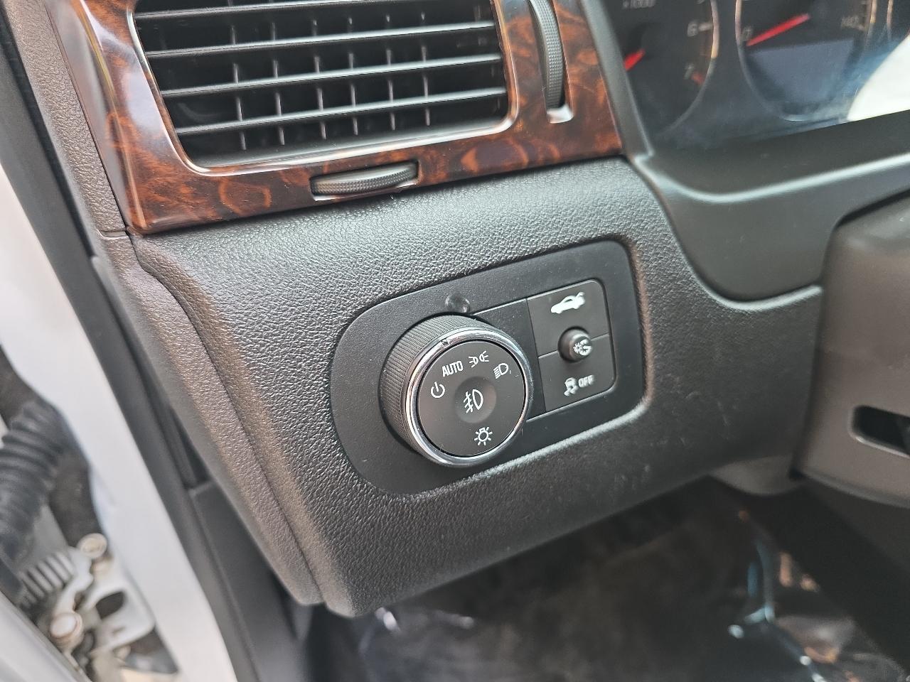 Chevrolet Impala 4dr Sdn LTZ 2013