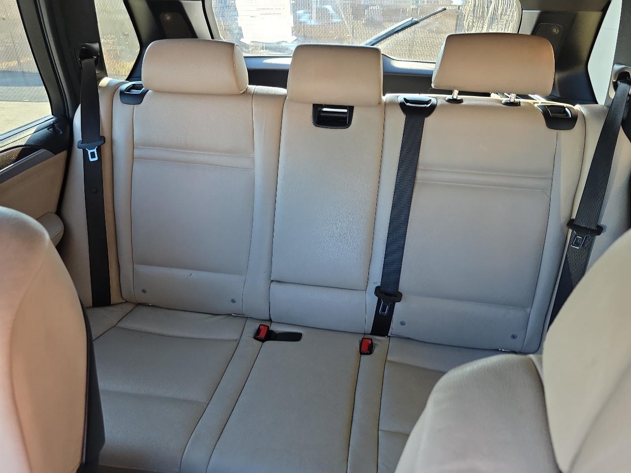 BMW X5 AWD 4dr 35i 2011