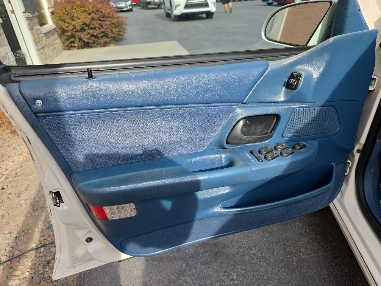 Mercury Sable 4dr Sedan GS 1995