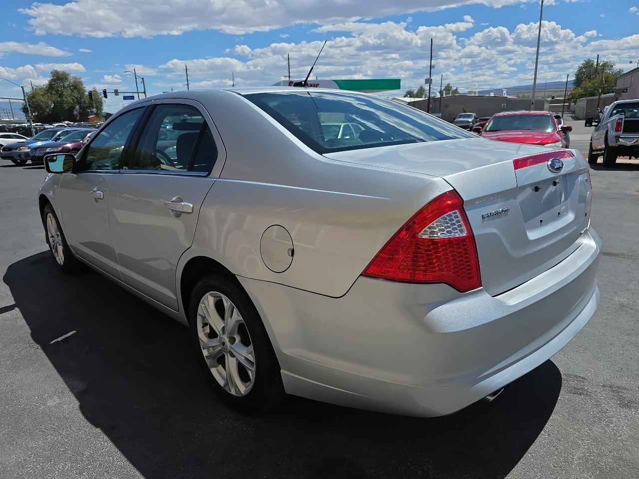 Ford Fusion 4dr Sdn SE FWD 2012