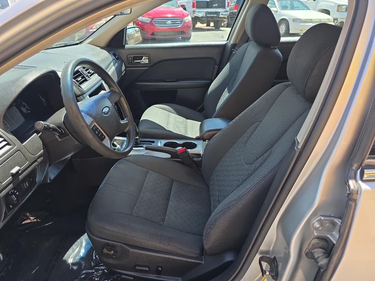 Ford Fusion 4dr Sdn SE FWD 2012