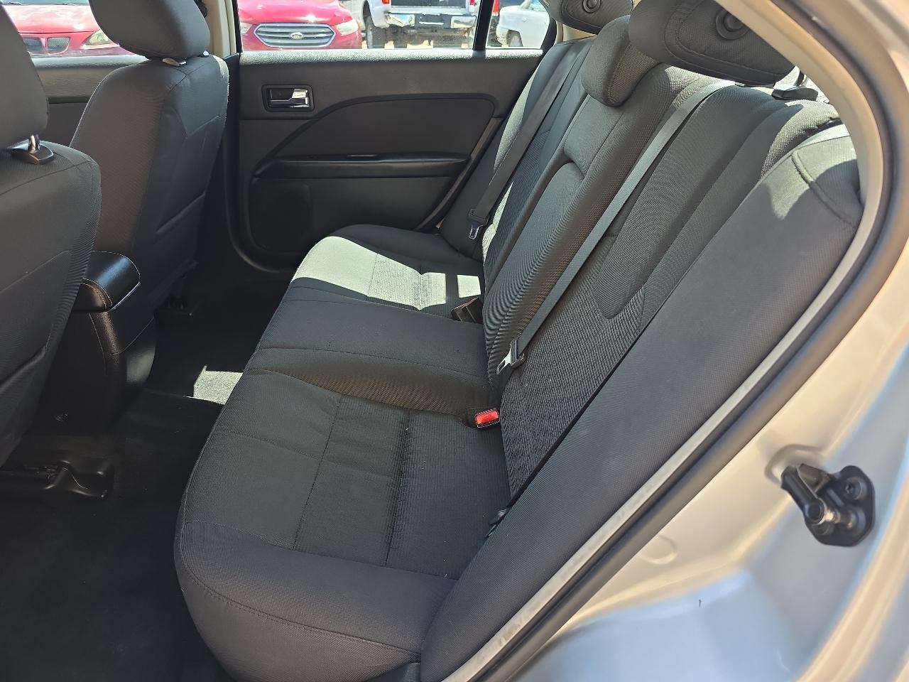 Ford Fusion 4dr Sdn SE FWD 2012
