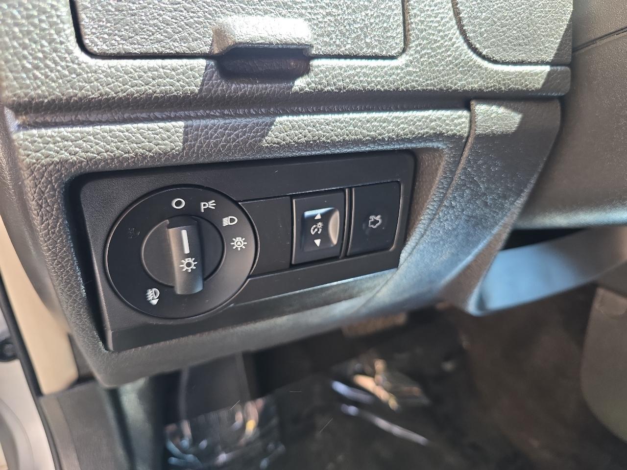 Ford Fusion 4dr Sdn SE FWD 2012