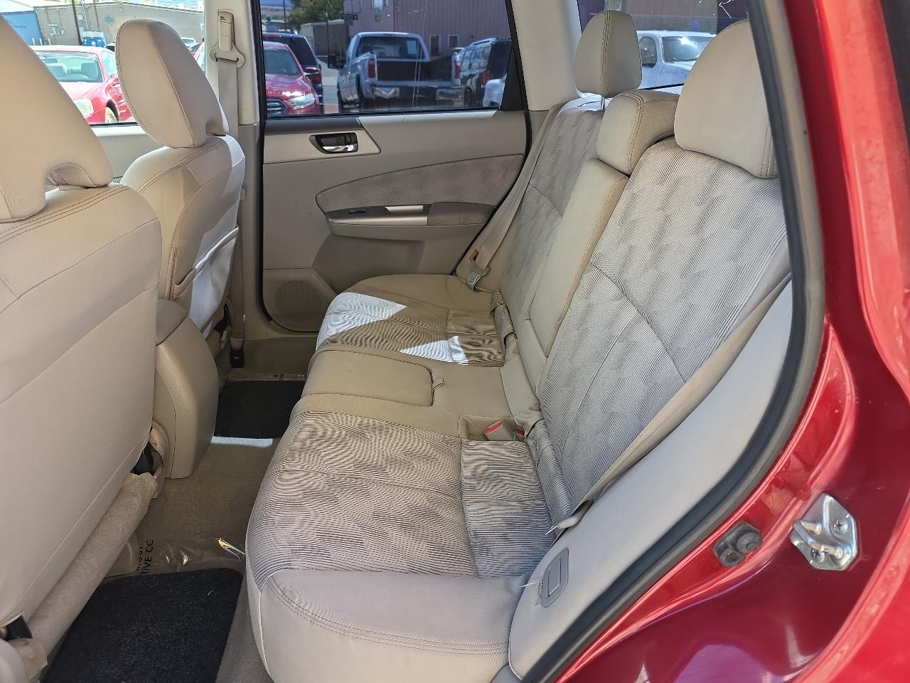 Subaru Forester 4dr Auto 2.5X Premium w/All-Weather Pkg 2010