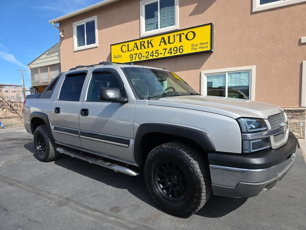 2004 Chevrolet Avalanche 1500 5dr Crew Cab 130" WB 4WD Z71