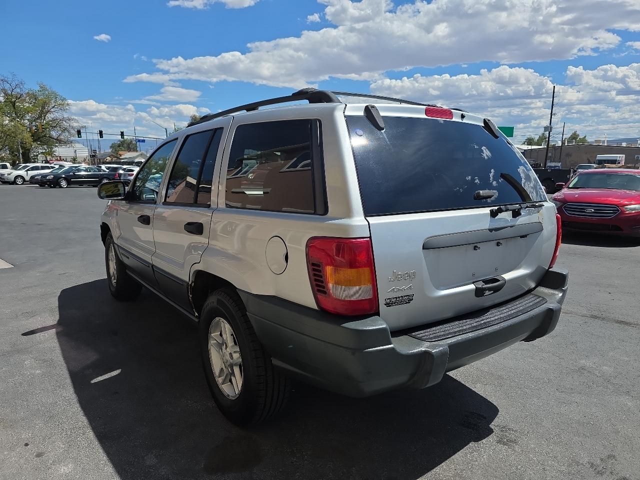 Jeep Grand Cherokee 4dr Laredo 4WD 2004