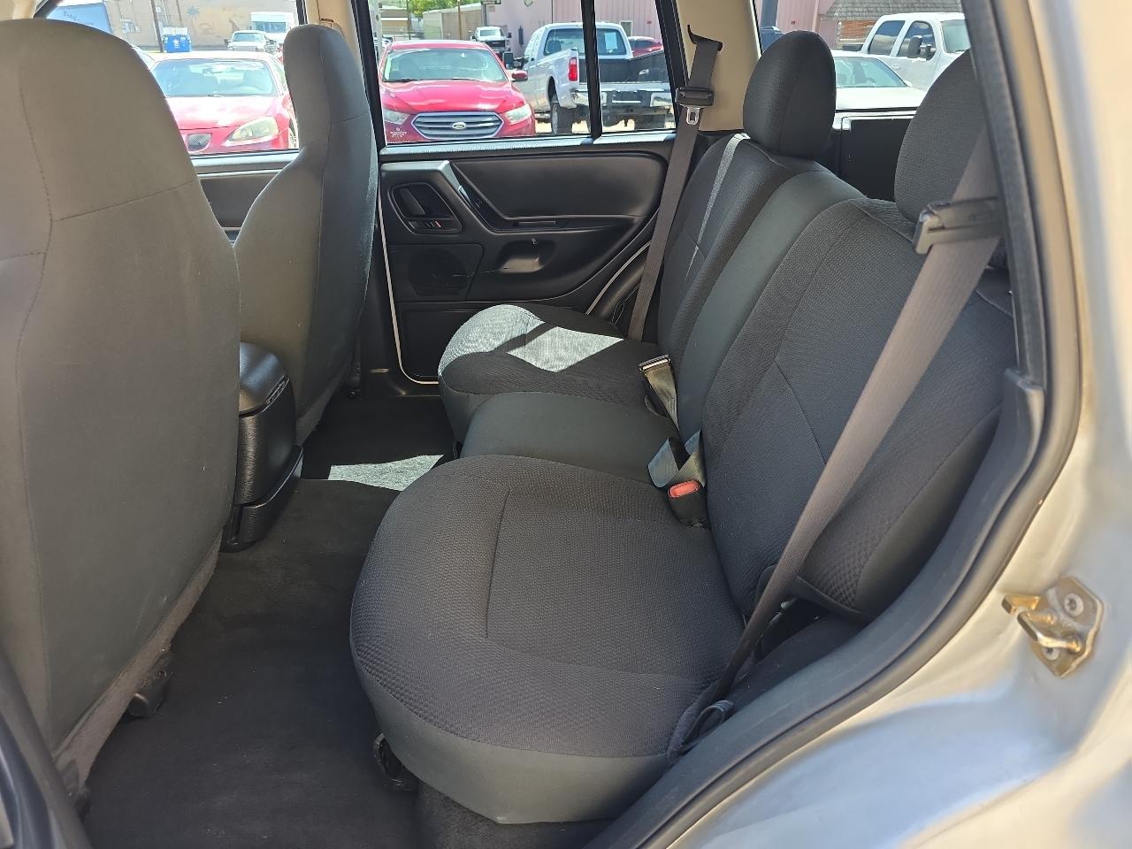 Jeep Grand Cherokee 4dr Laredo 4WD 2004