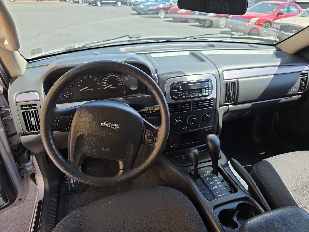Jeep Grand Cherokee 4dr Laredo 4WD 2004