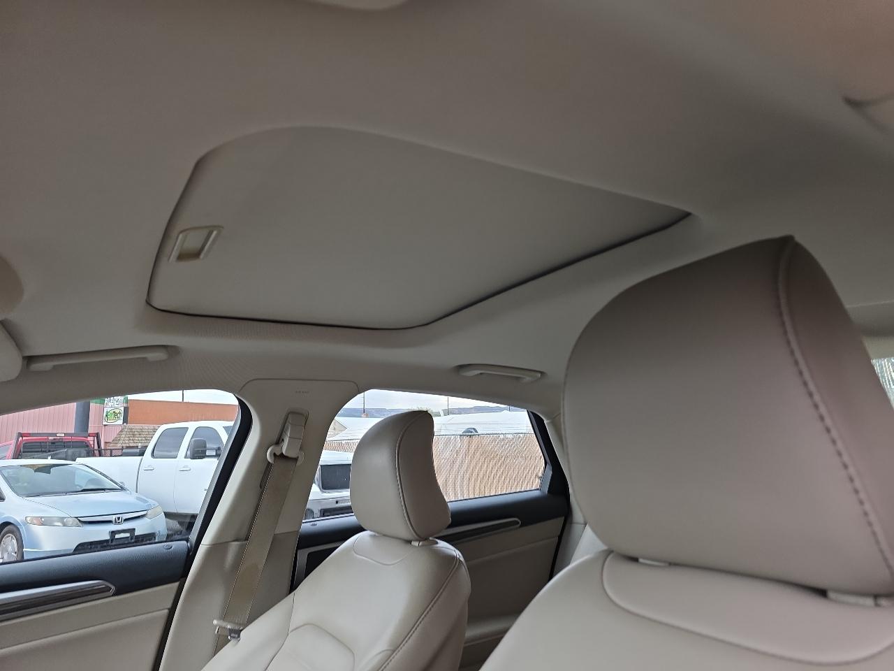 Ford Fusion SE FWD 2017