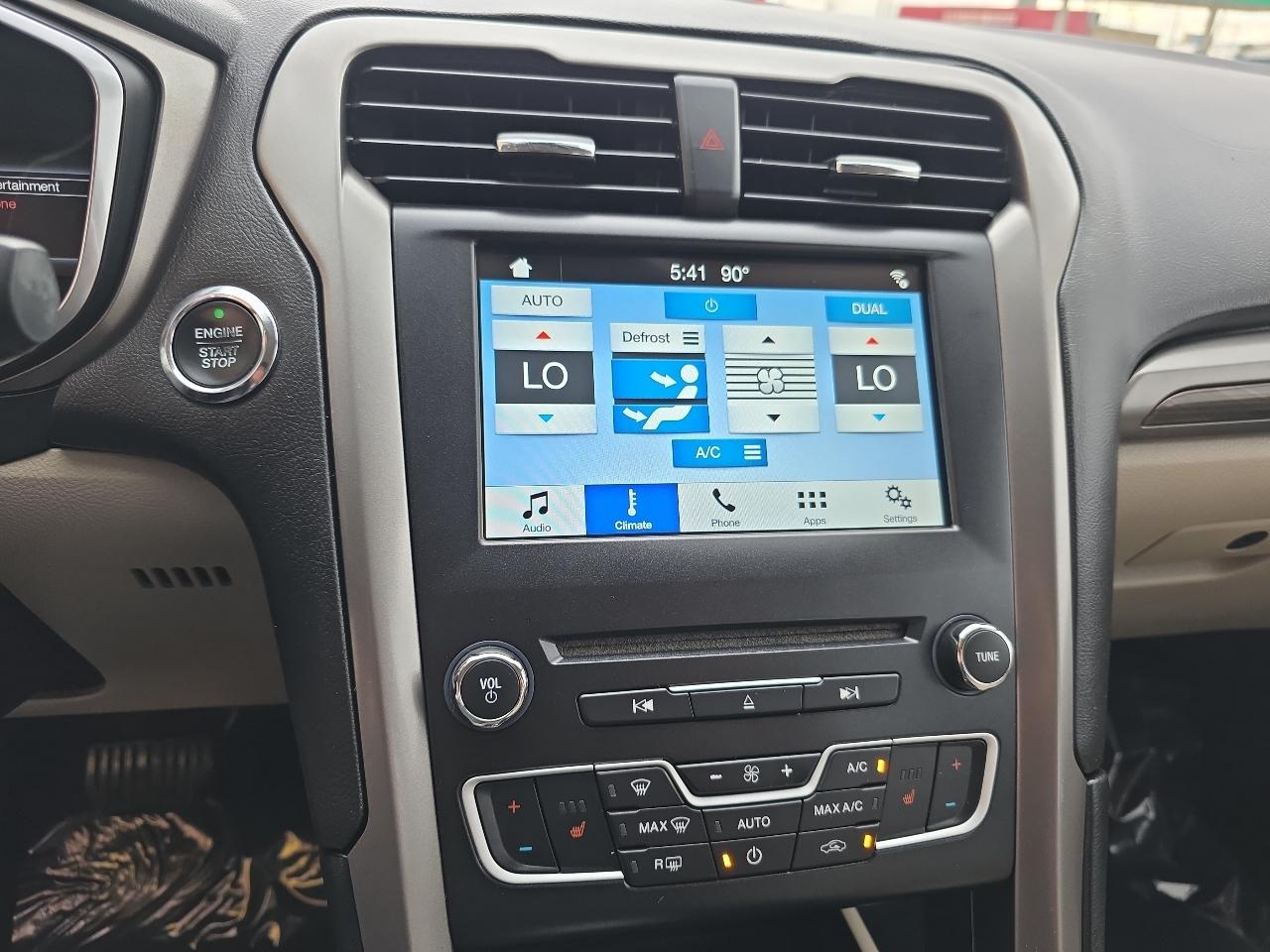 Ford Fusion SE FWD 2017