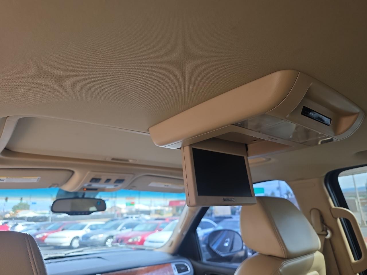 Chevrolet Suburban 4WD 4dr 1500 LTZ 2007