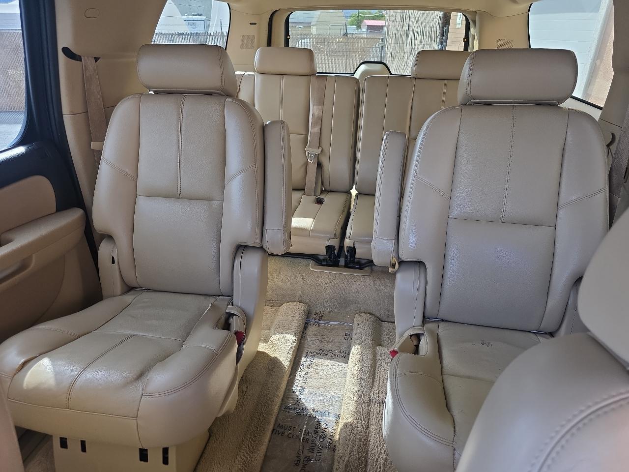 Chevrolet Suburban 4WD 4dr 1500 LTZ 2007