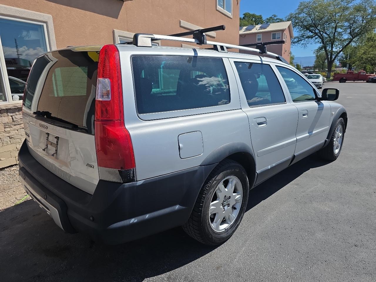 Volvo XC70 2.5L Turbo AWD 2006