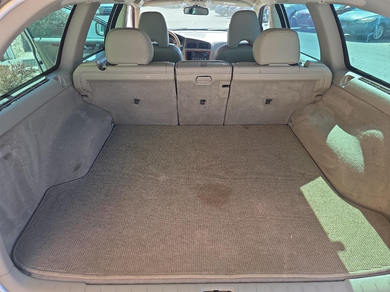 Volvo XC70 2.5L Turbo AWD 2006