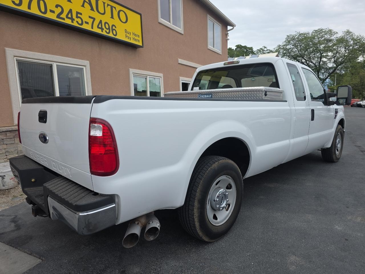 Ford Super Duty F-250 SRW 2WD SuperCab 142" XL 2008