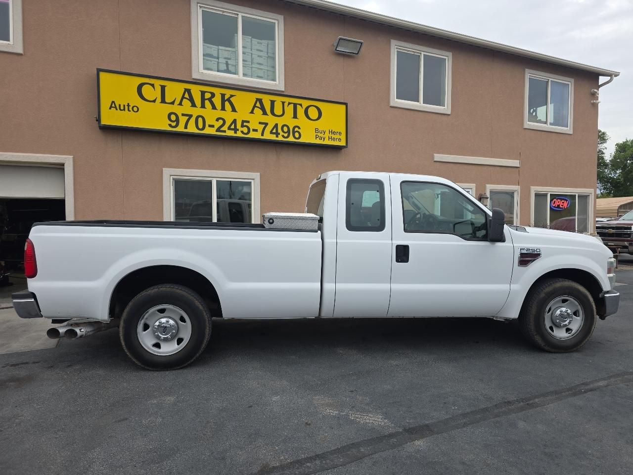 Ford Super Duty F-250 SRW 2WD SuperCab 142" XL 2008